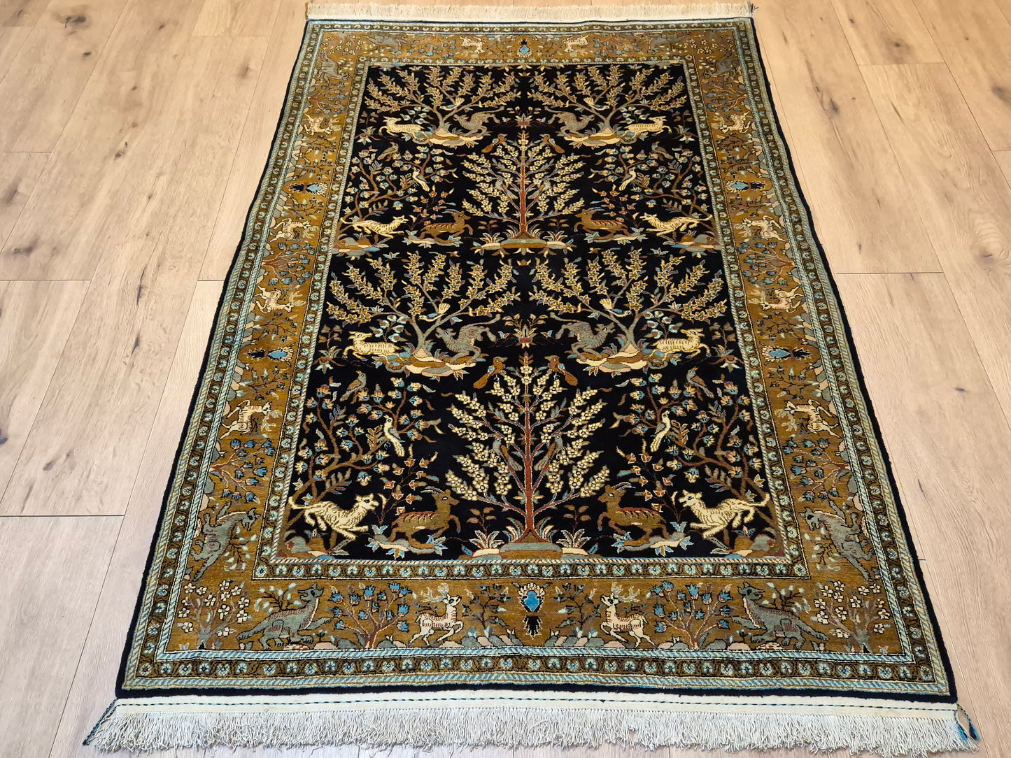 Ghom Seide Teppich Seide auf Seide Jagdmotiv feine Knüpfung