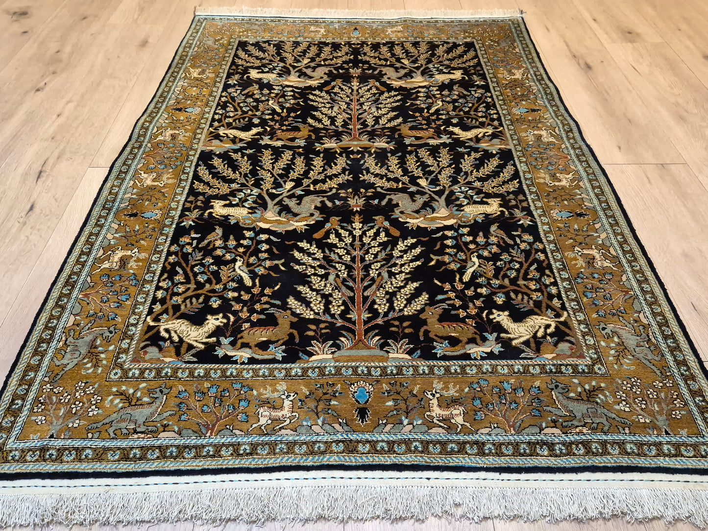 Ghom Seide Teppich Seide auf Seide Jagdmotiv feine Knüpfung