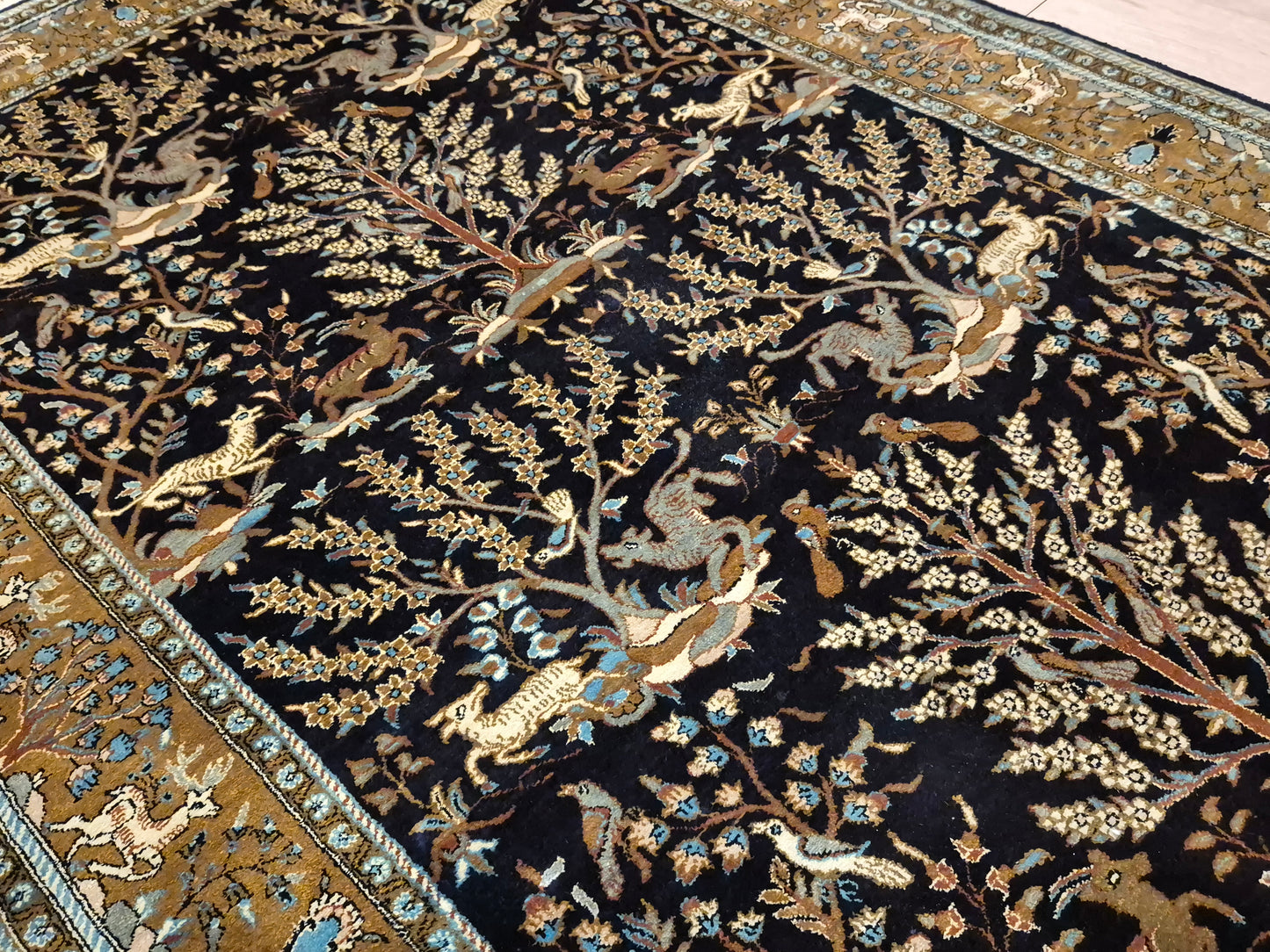 Ghom Seide Teppich Seide auf Seide Jagdmotiv feine Knüpfung