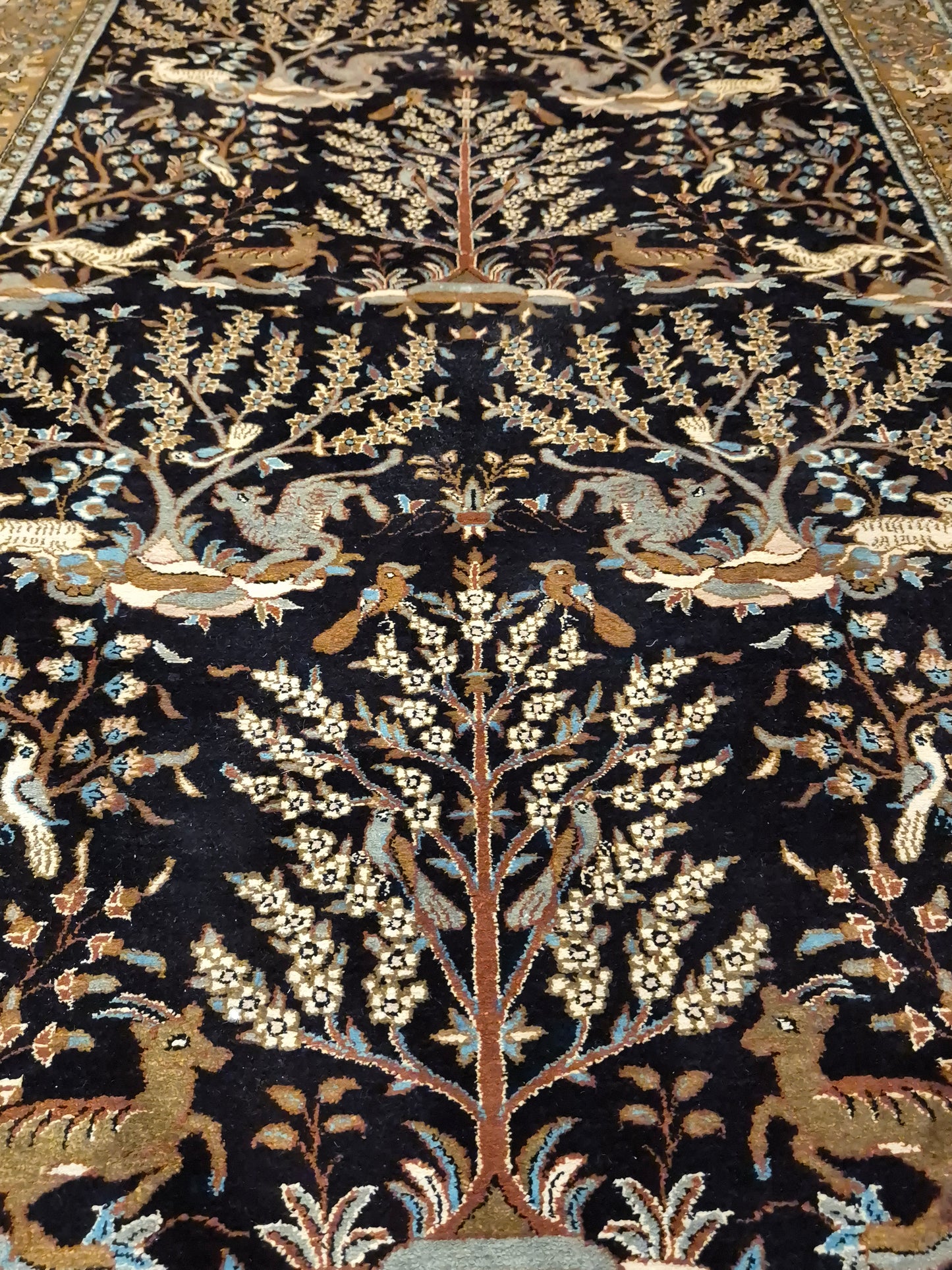 Ghom Seide Teppich Seide auf Seide Jagdmotiv feine Knüpfung