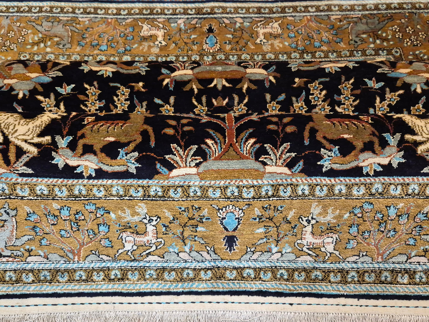 Ghom Seide Teppich Seide auf Seide Jagdmotiv feine Knüpfung