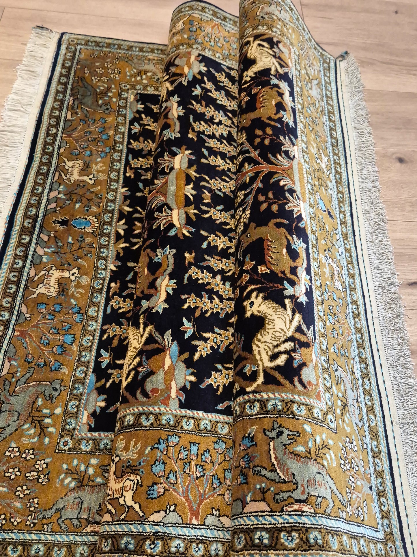 Ghom Seide Teppich Seide auf Seide Jagdmotiv feine Knüpfung