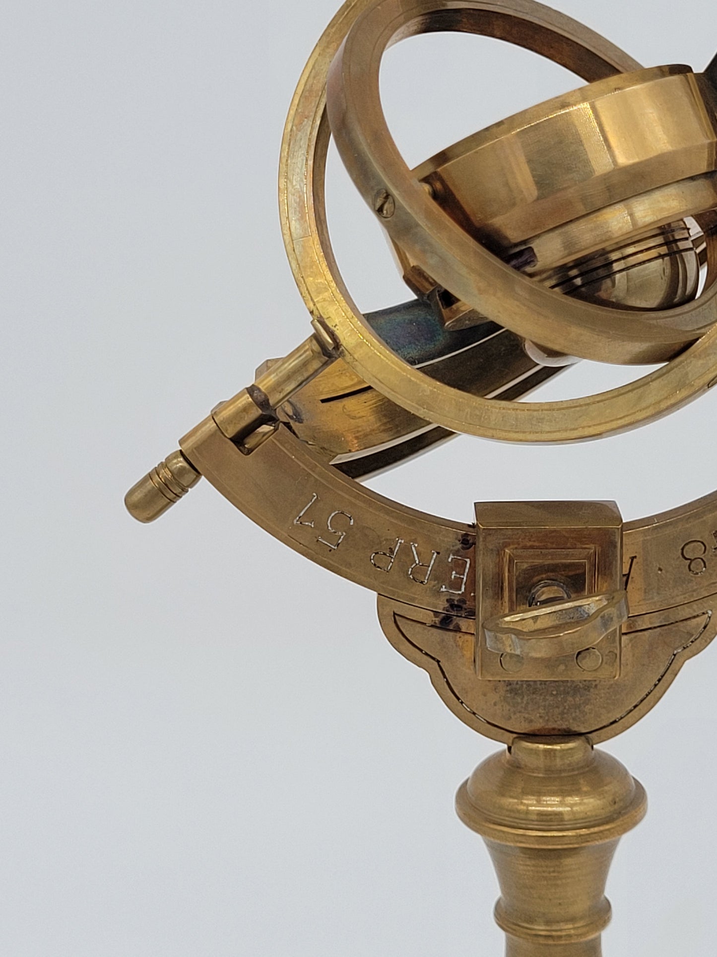 Messing Armillarsphäre Weltmaschine mit Kompass PG FACIBAT 1692 Vintage