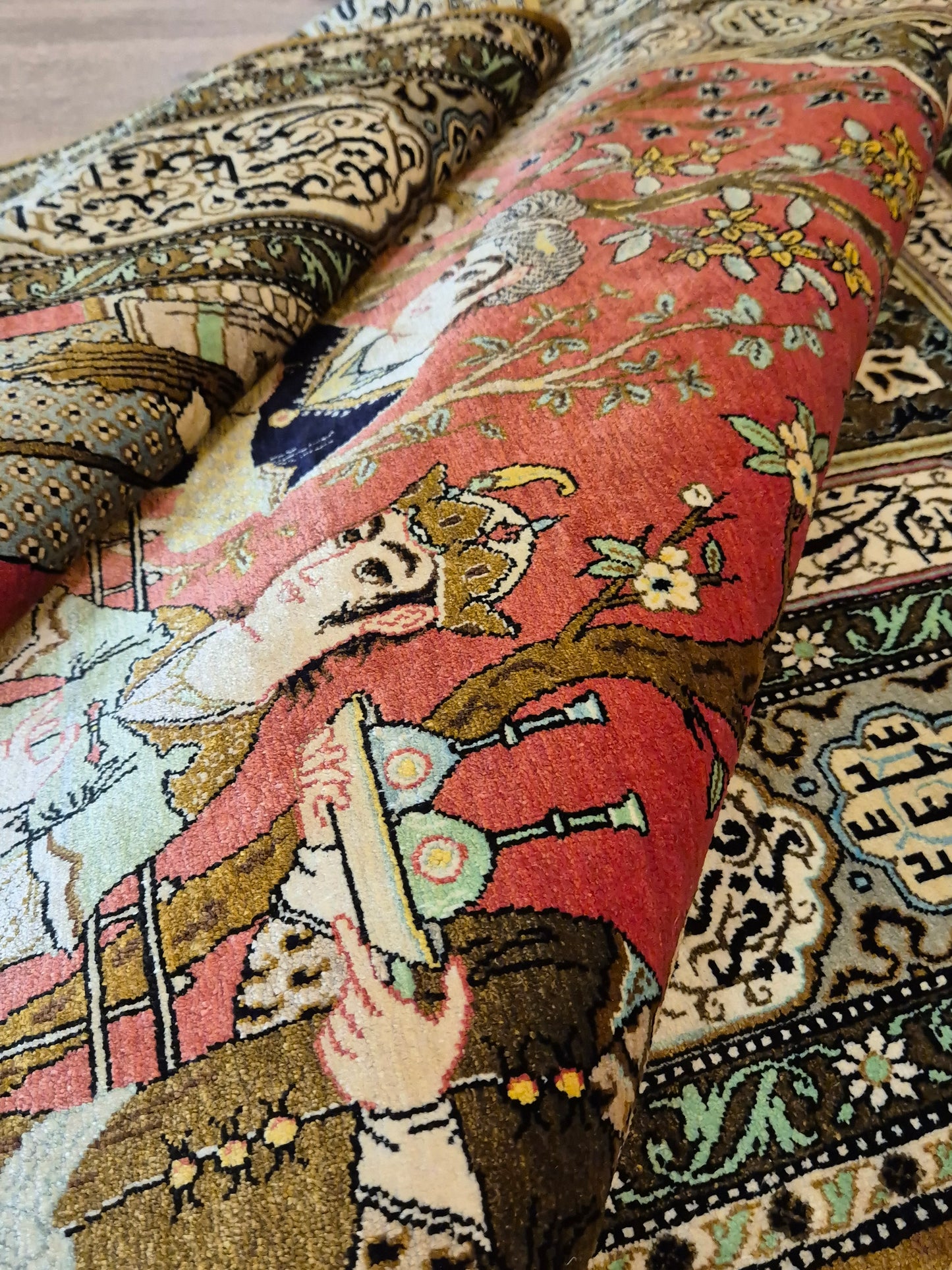 Ghom Seide Teppich Seide auf Seide figürliche Szene feine Knüpfung