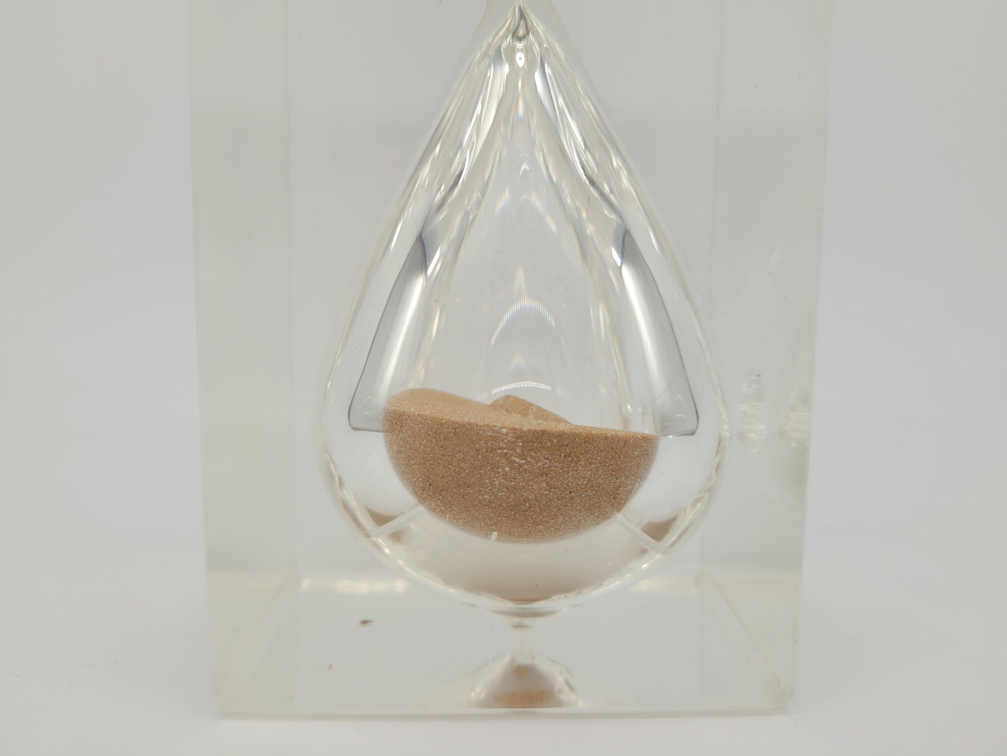 Sanduhr im Acrylblock Vintage Design Mid-Century Retro