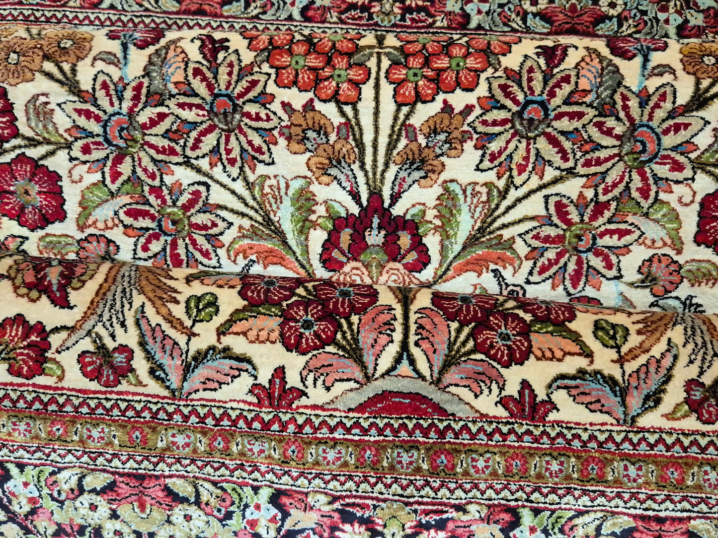 Ghom Seide Teppich Seide auf Seide Lebensbaum feine Knüpfung