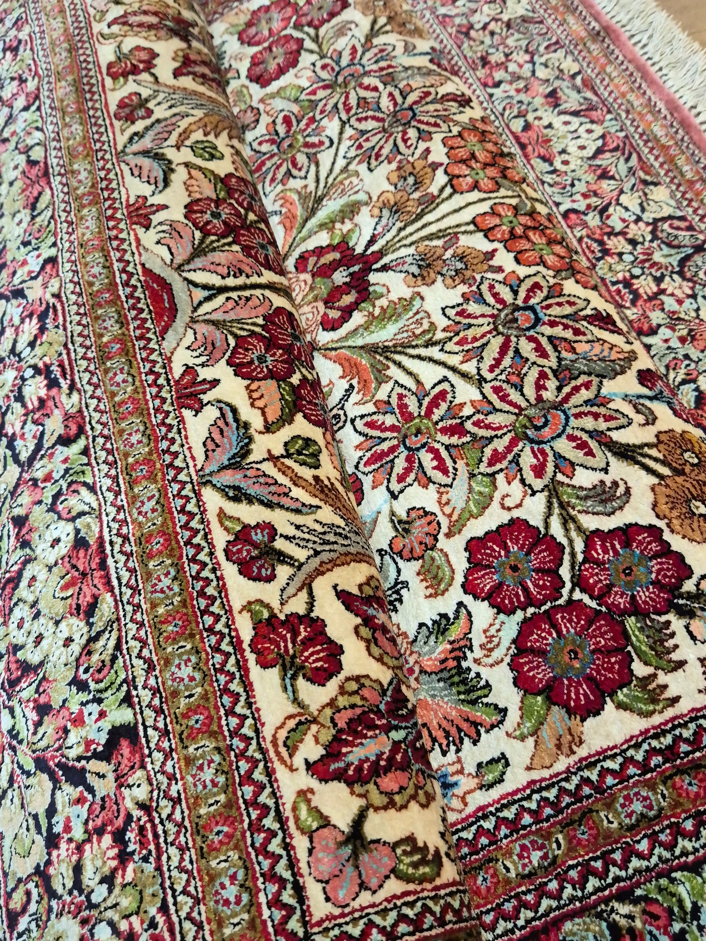 Ghom Seide Teppich Seide auf Seide Lebensbaum feine Knüpfung