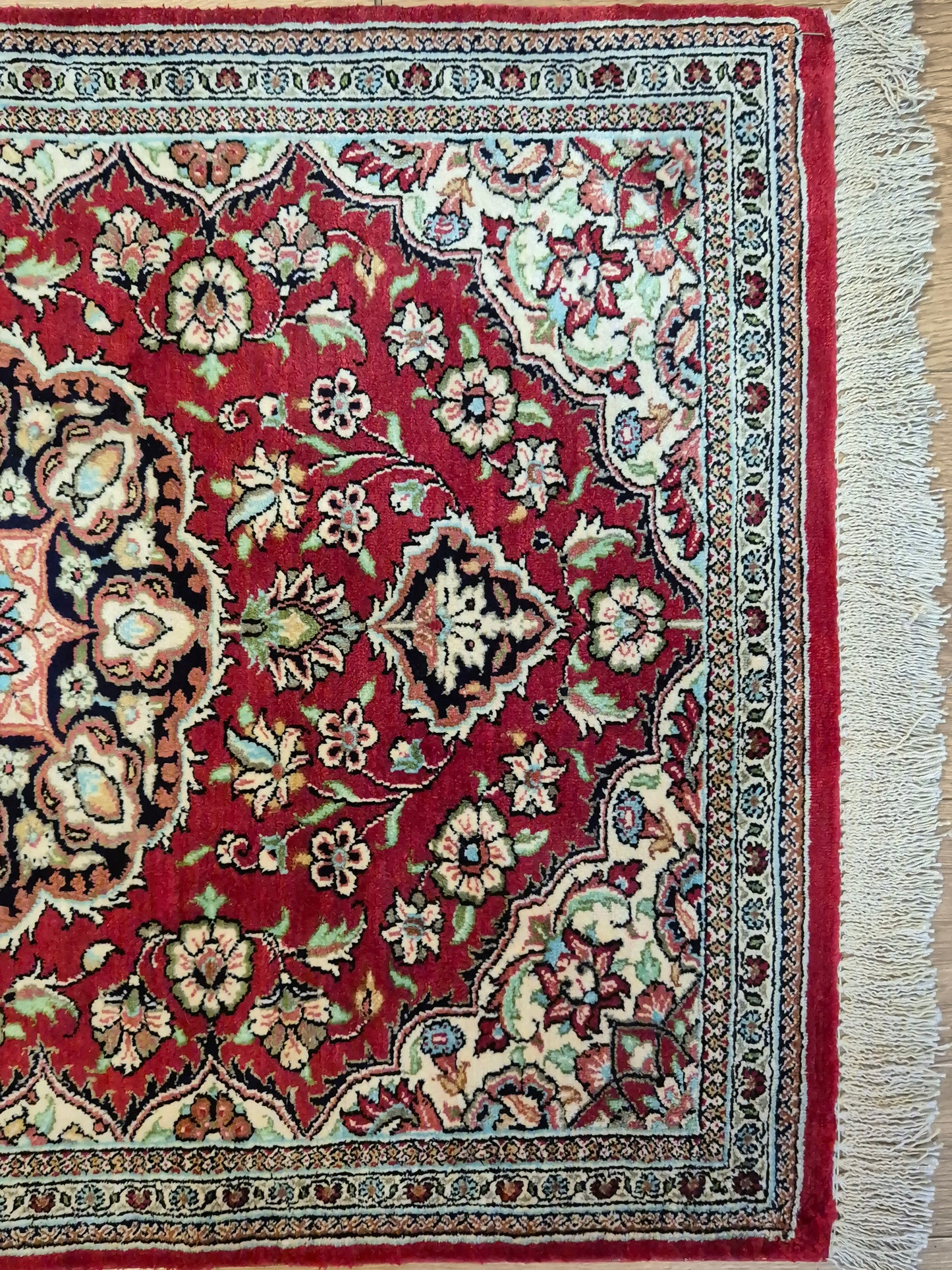 Ghom Seide Teppich Seide auf Seide Medaillon florales Muster