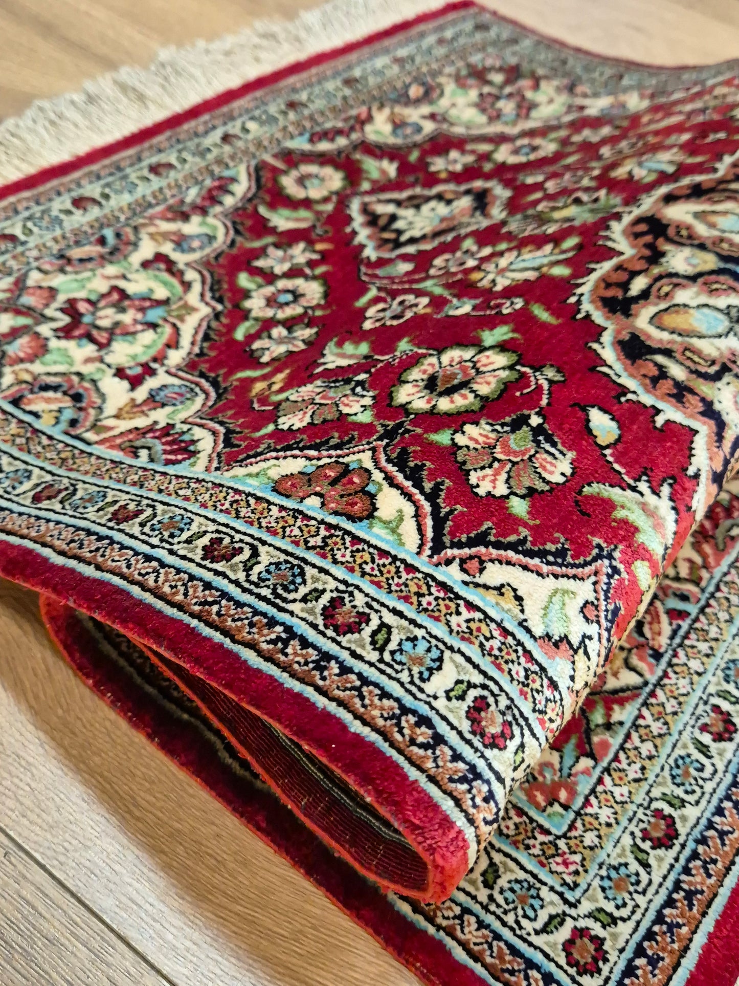 Ghom Seide Teppich Seide auf Seide Medaillon florales Muster