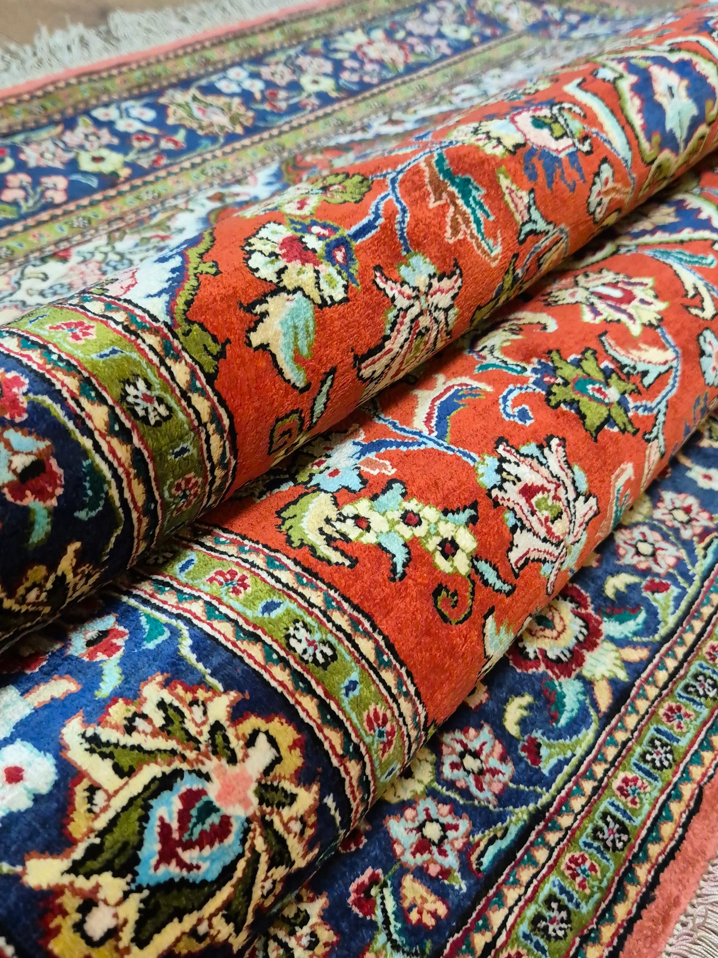 Ghom Teppich Seide auf Seide Medaillon feine Knüpfung