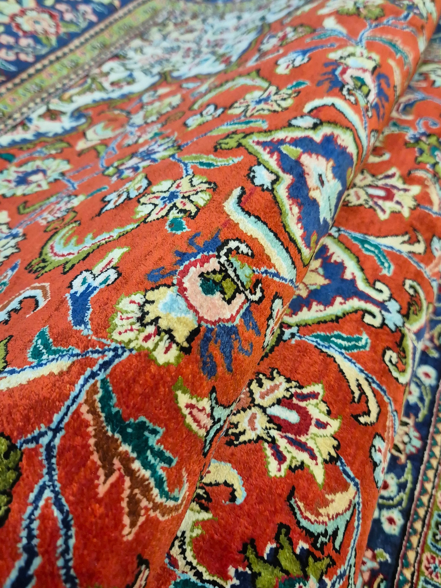 Ghom Teppich Seide auf Seide Medaillon feine Knüpfung