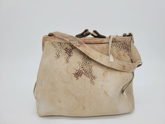 Keramik Figur Skulptur einer Umhängetasche Vintage Handgefertigt