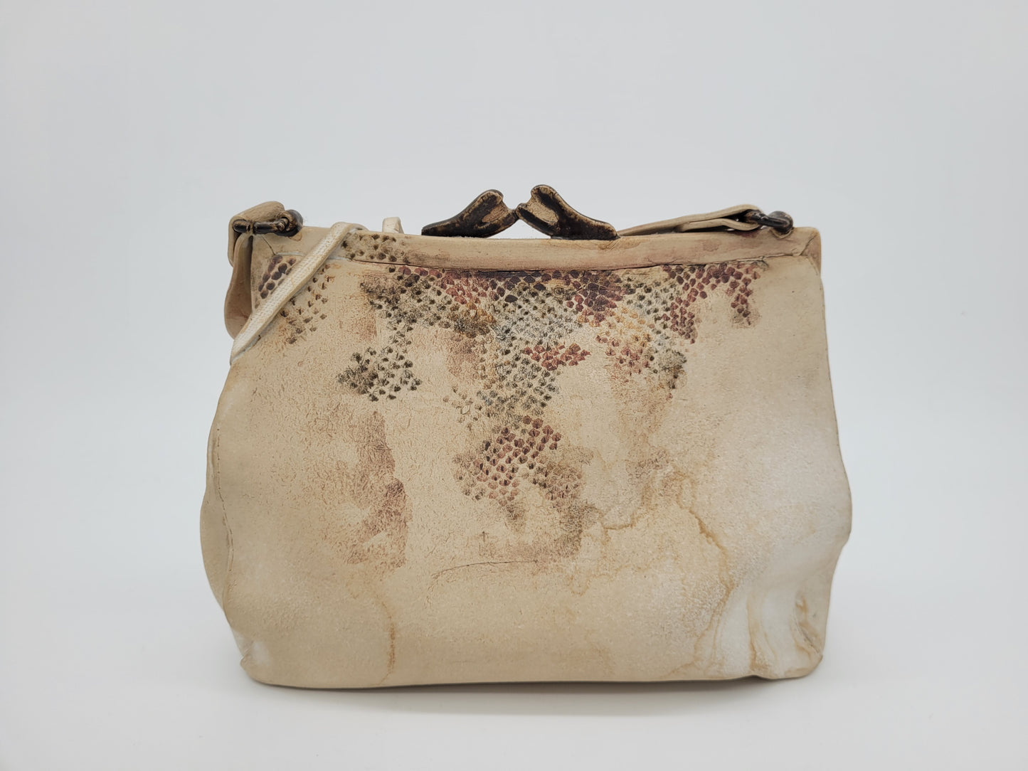 Keramik Figur Skulptur einer Umhängetasche Vintage Handgefertigt