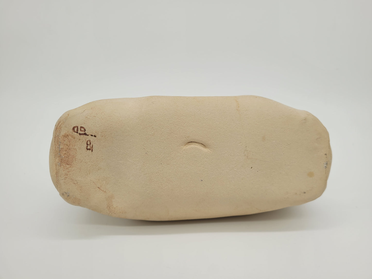 Keramik Figur Skulptur einer Umhängetasche Vintage Handgefertigt