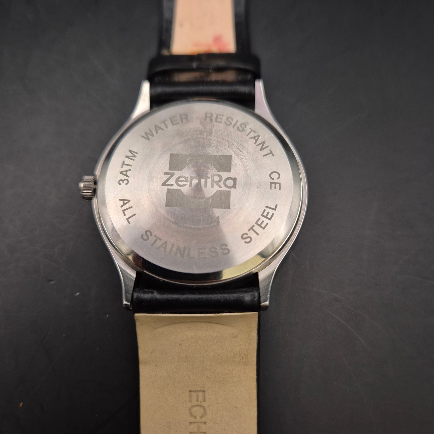 Zentra Herren Uhr – Klassisches Edelstahlgehäuse & schwarzes Zifferblatt