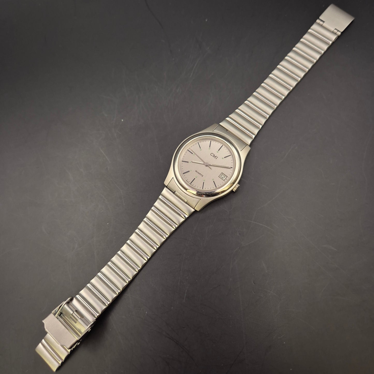 CMI Herren Uhr – Made in Germany mit Datumsanzeige