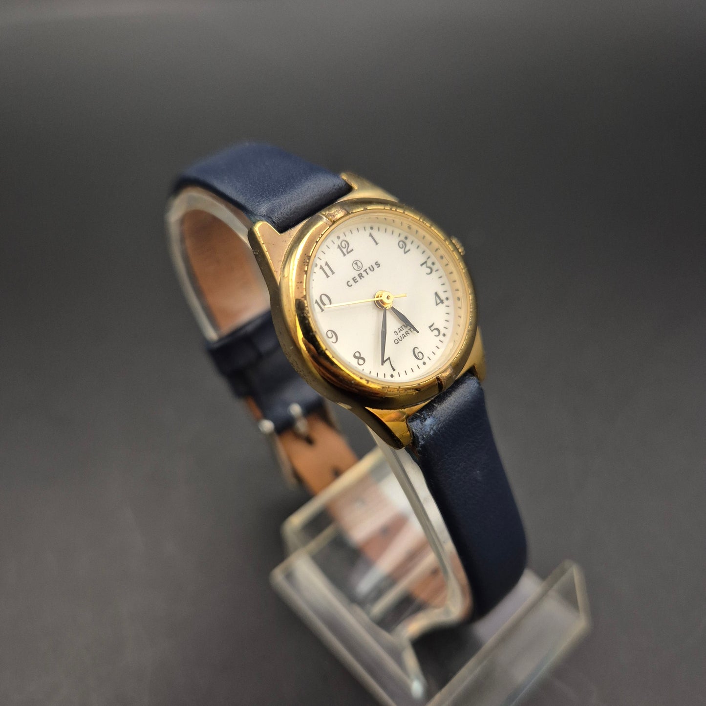 Certus Damen Uhr – Klassisches Quartz-Modell mit schlichter Eleganz
