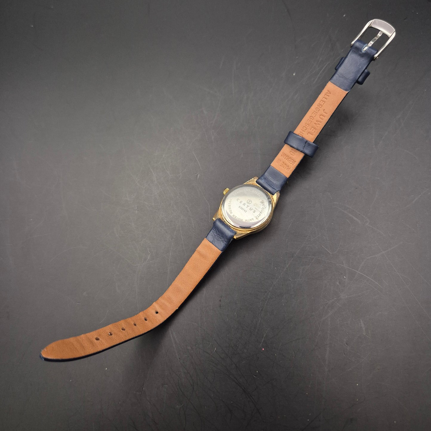 Certus Damen Uhr – Klassisches Quartz-Modell mit schlichter Eleganz