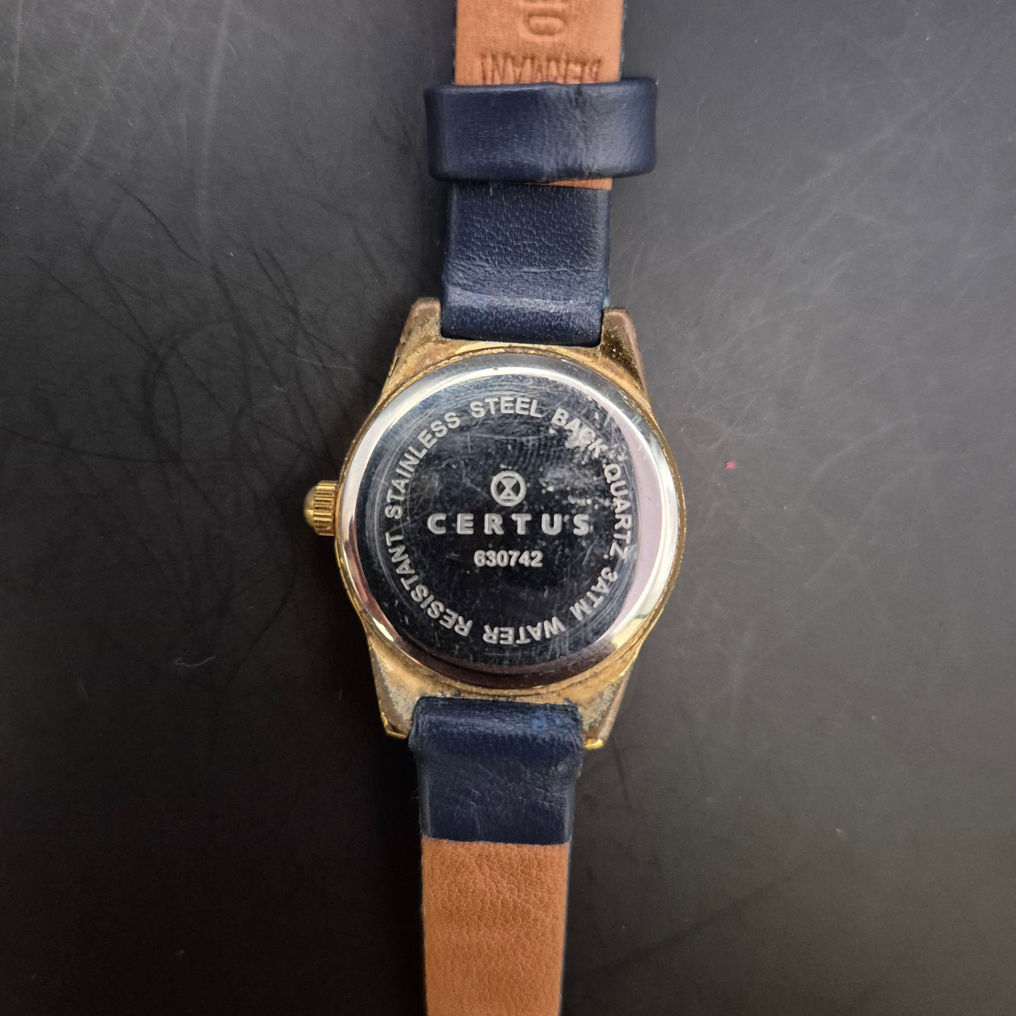 Certus Damen Uhr – Klassisches Quartz-Modell mit schlichter Eleganz