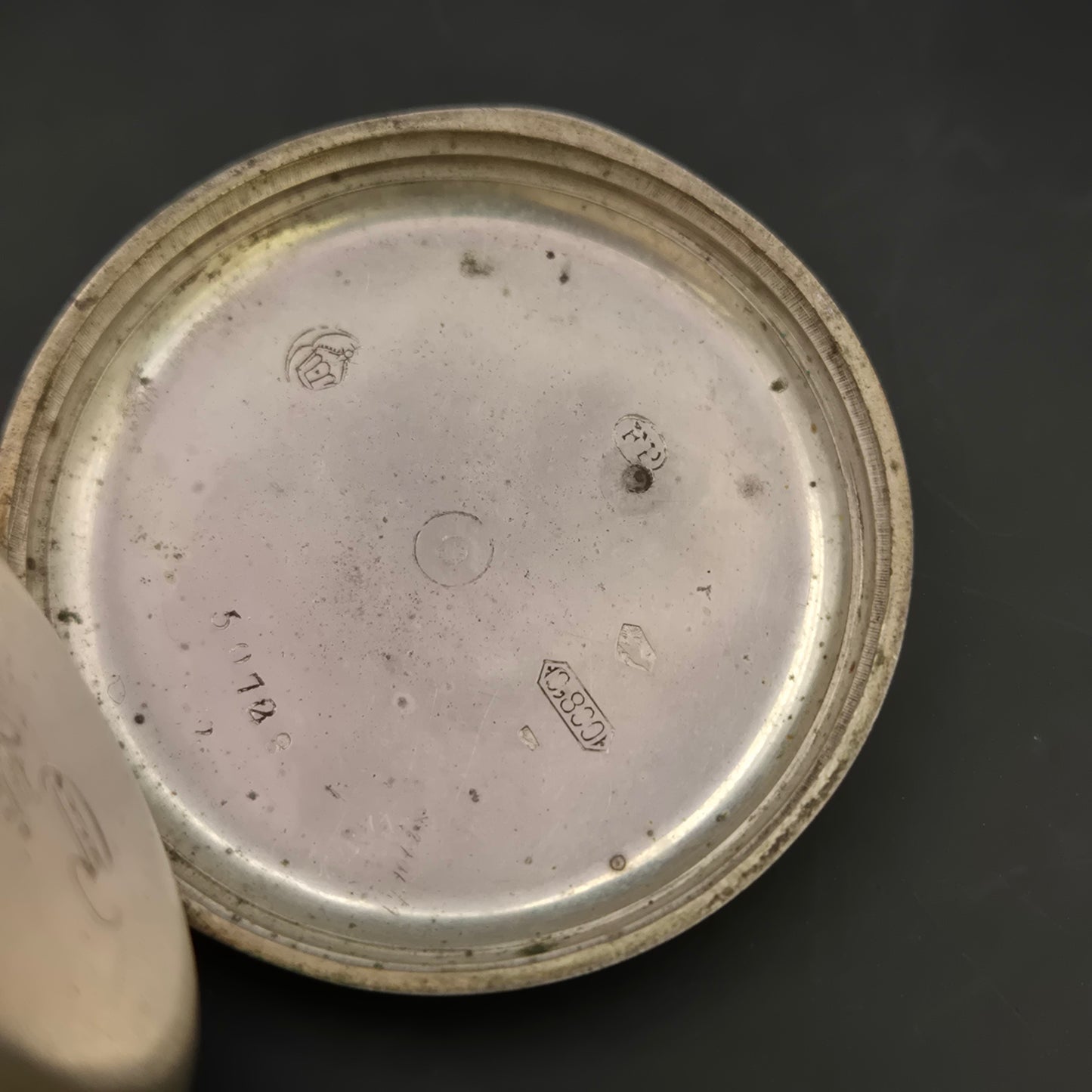 Antike Taschenuhr – Zylinderwerk mit 8 Steinen, Silbergehäuse