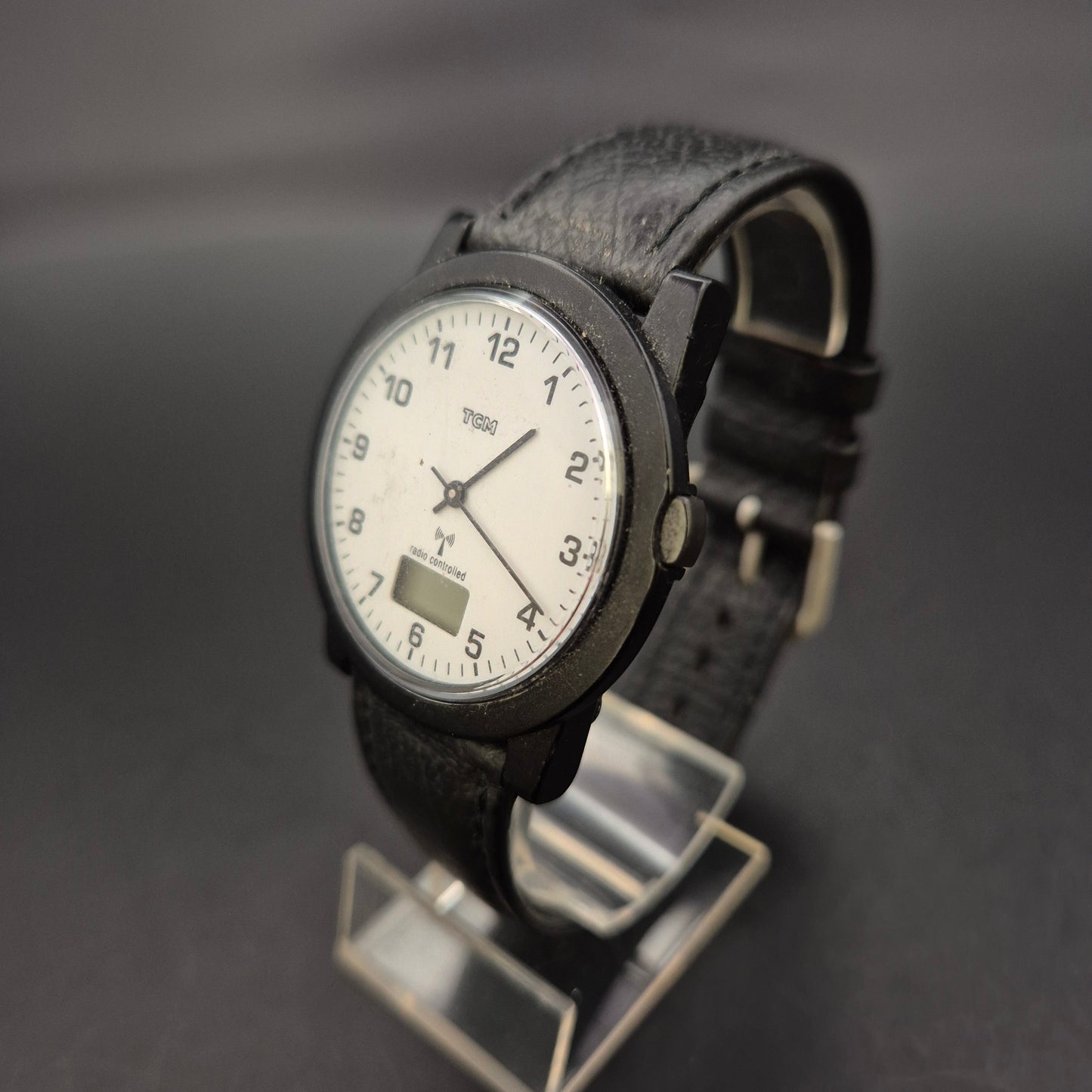 Schlichte TCM Funkuhr Herrenuhr – Klassisches Design mit digitalem Detail