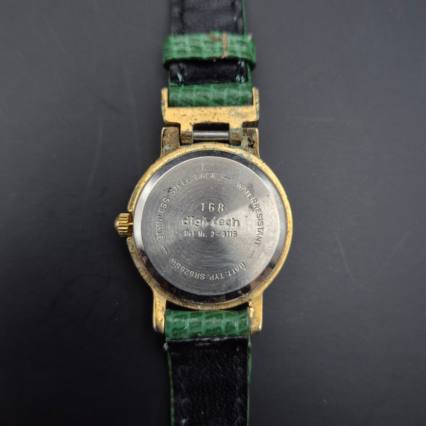 Lipsi Damen Uhr – Vergoldetes Gehäuse mit grünem Lederarmband