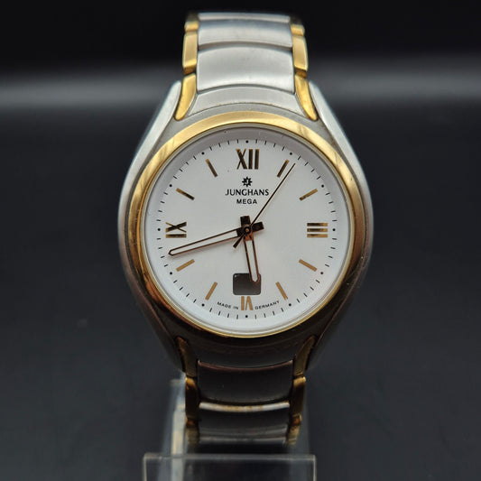 Junghans Mega Herren Uhr – Funkgesteuert mit Zweiton-Design