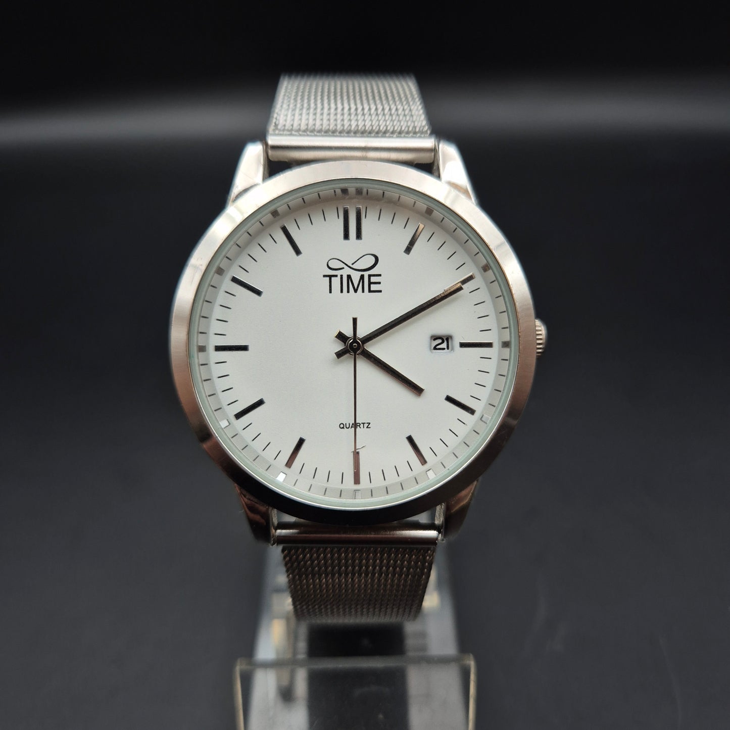 Infinity Time Herren Uhr – Minimalistisches Design mit Mesharmband