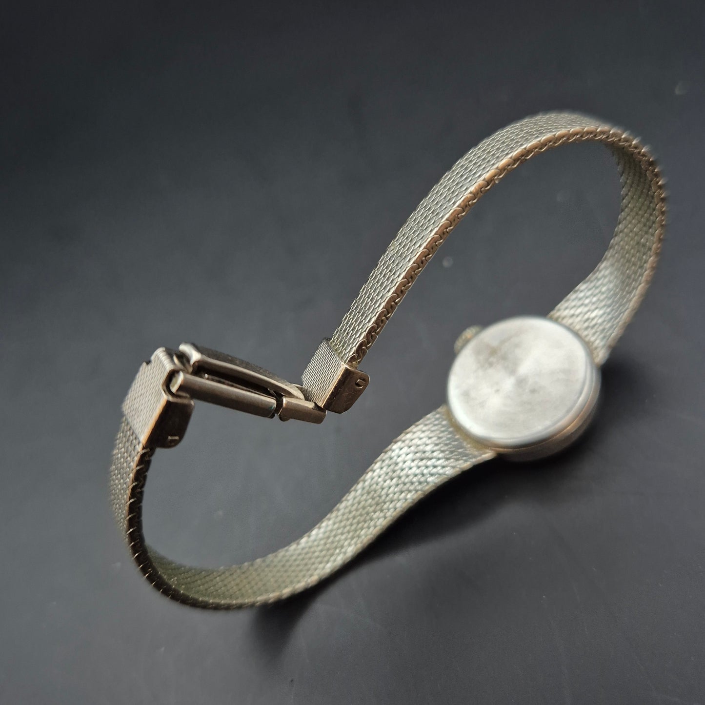 Vintage Lex Damen Uhr – Klassisches Design mit Milanaise-Armband