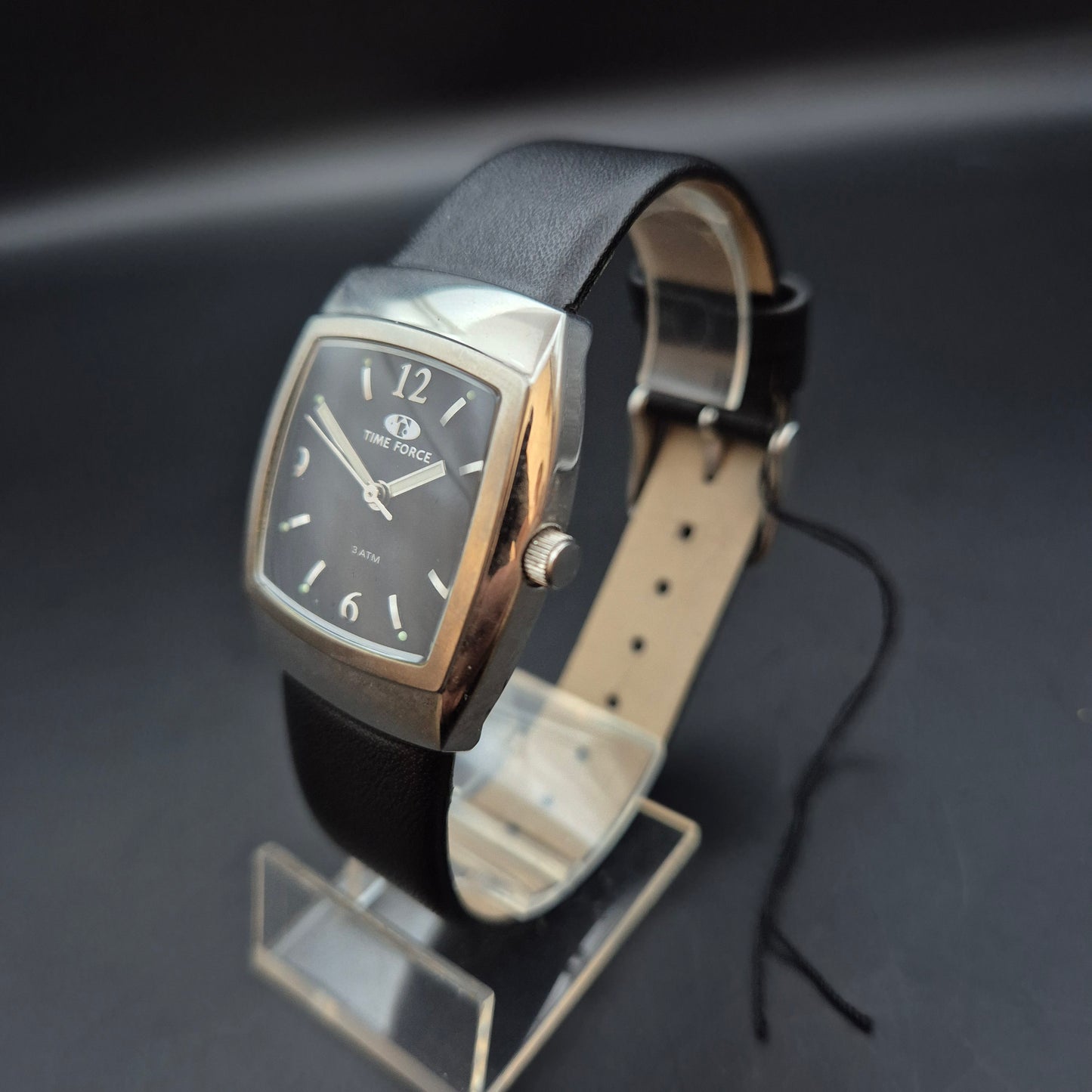 Moderne Time Force Unisex Uhr – Rechteckig mit Lederarmband