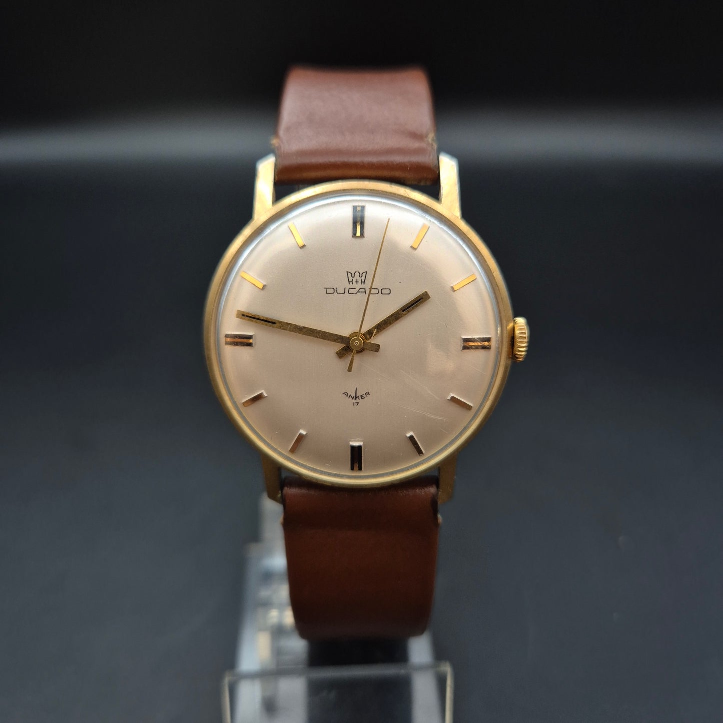 Vintage Ducado Anker Uhr – Klassisch mit braunem Lederarmband