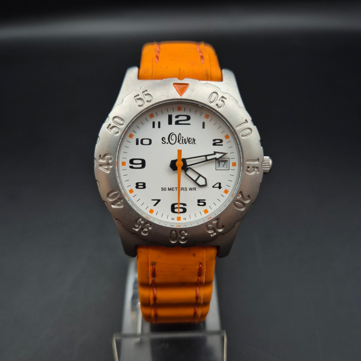 Sportliche S. Oliver Unisex Uhr – Orange & Weiß mit Datum