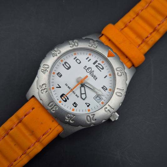 Sportliche S. Oliver Unisex Uhr – Orange & Weiß mit Datum