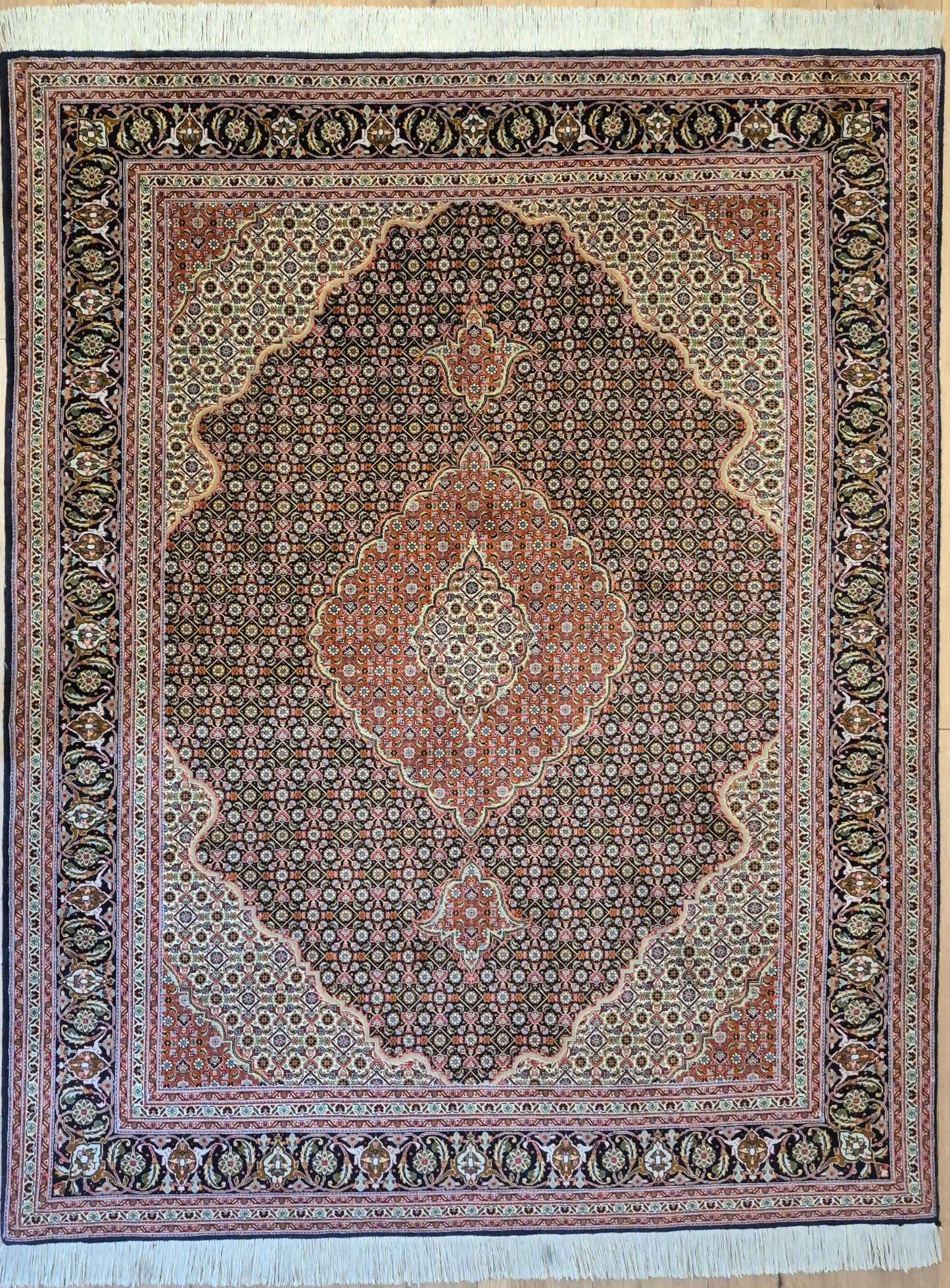 Täbriz Teppich Korkwolle mit Seide Medaillon feine Knüpfung