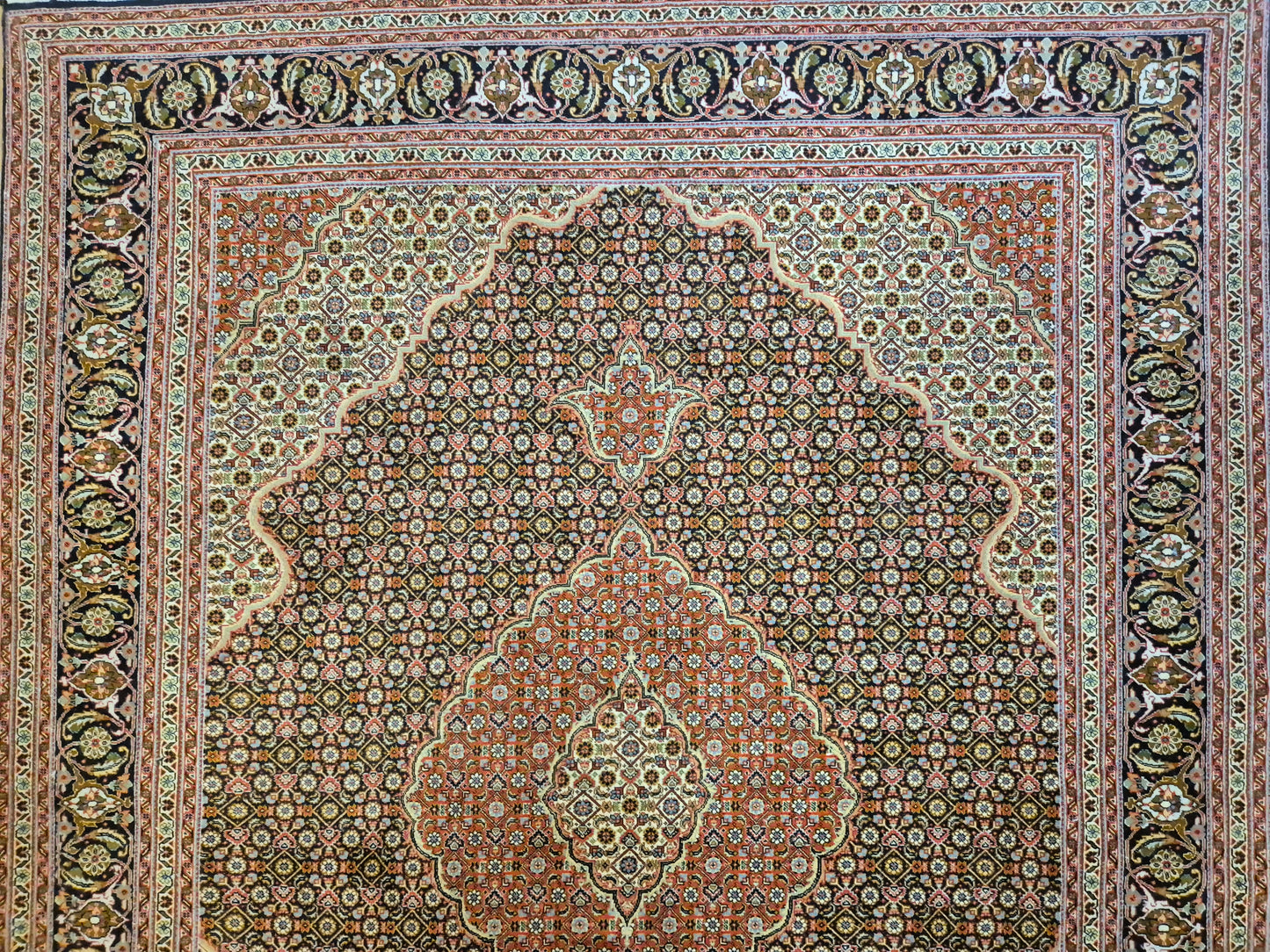 Täbriz Teppich Korkwolle mit Seide Medaillon feine Knüpfung