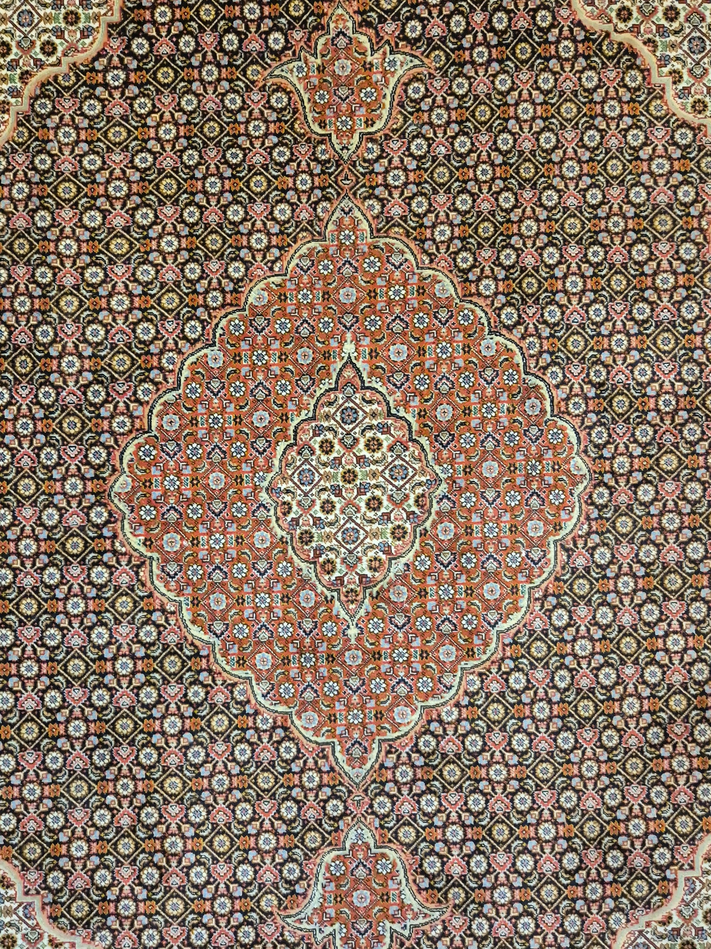 Täbriz Teppich Korkwolle mit Seide Medaillon feine Knüpfung