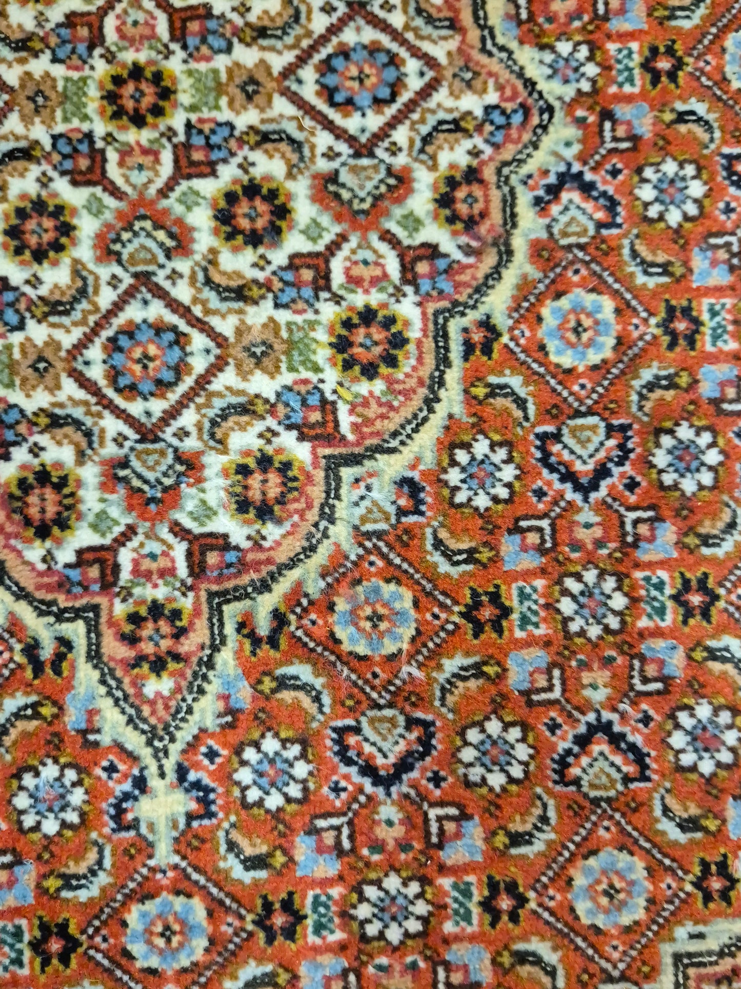 Täbriz Teppich Korkwolle mit Seide Medaillon feine Knüpfung