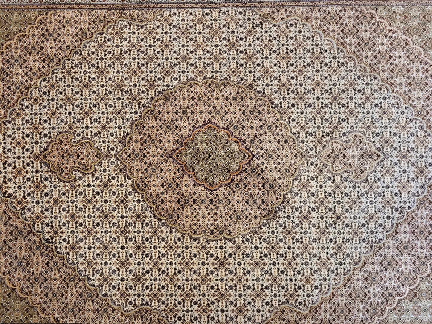 Täbriz Teppich Korkwolle Seide feine Knüpfung