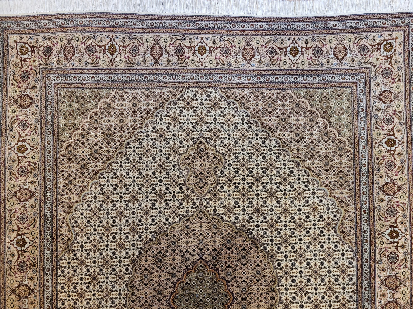 Täbriz Teppich Korkwolle Seide feine Knüpfung