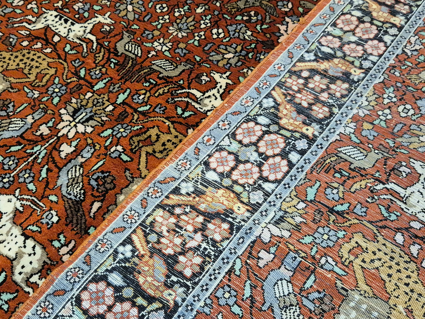 Kashmir Ghom Teppich Naturseide Tiermotiv feine Knüpfung