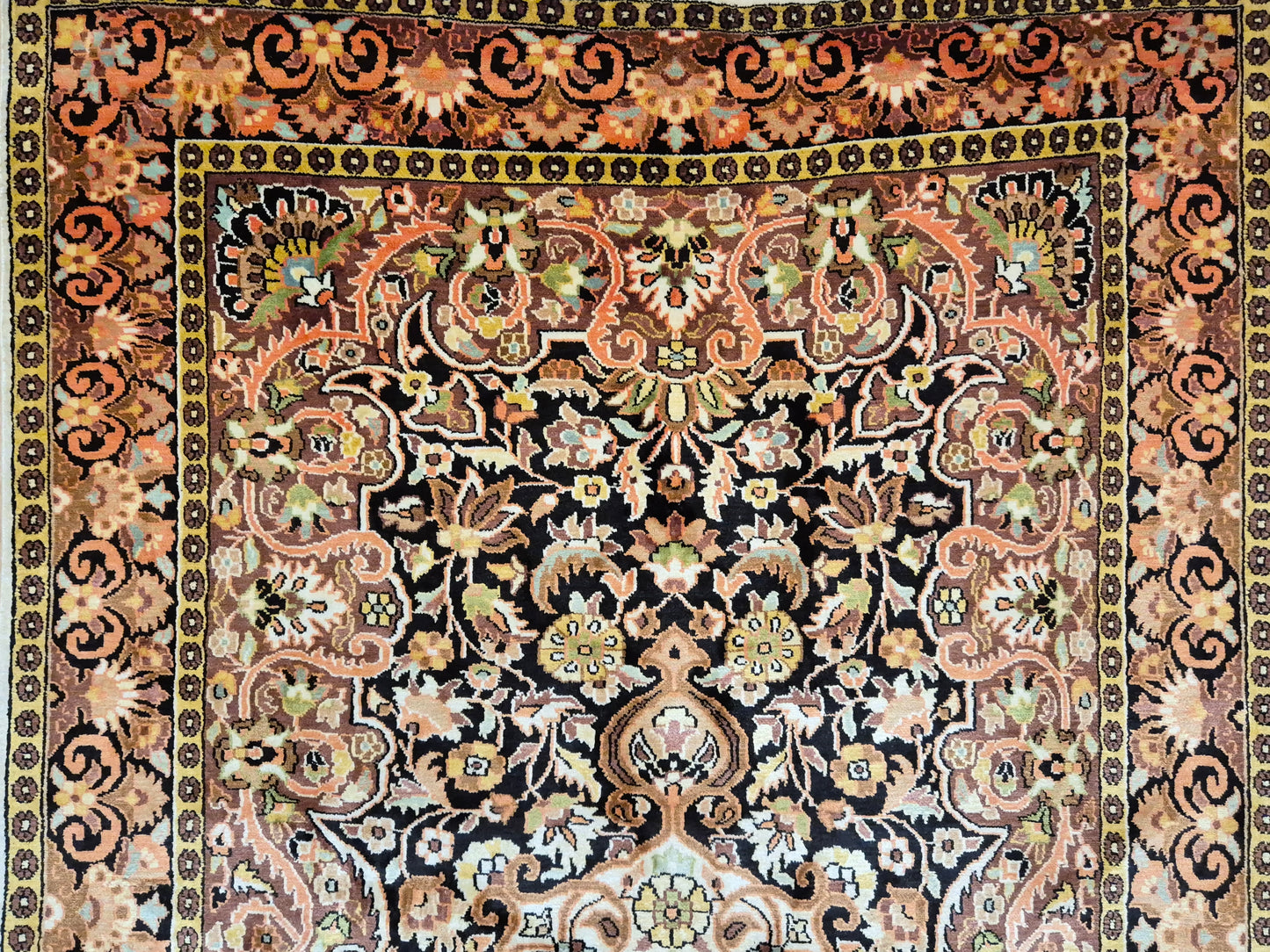 Kashmir Teppich Seide Medaillon feine Knüpfung