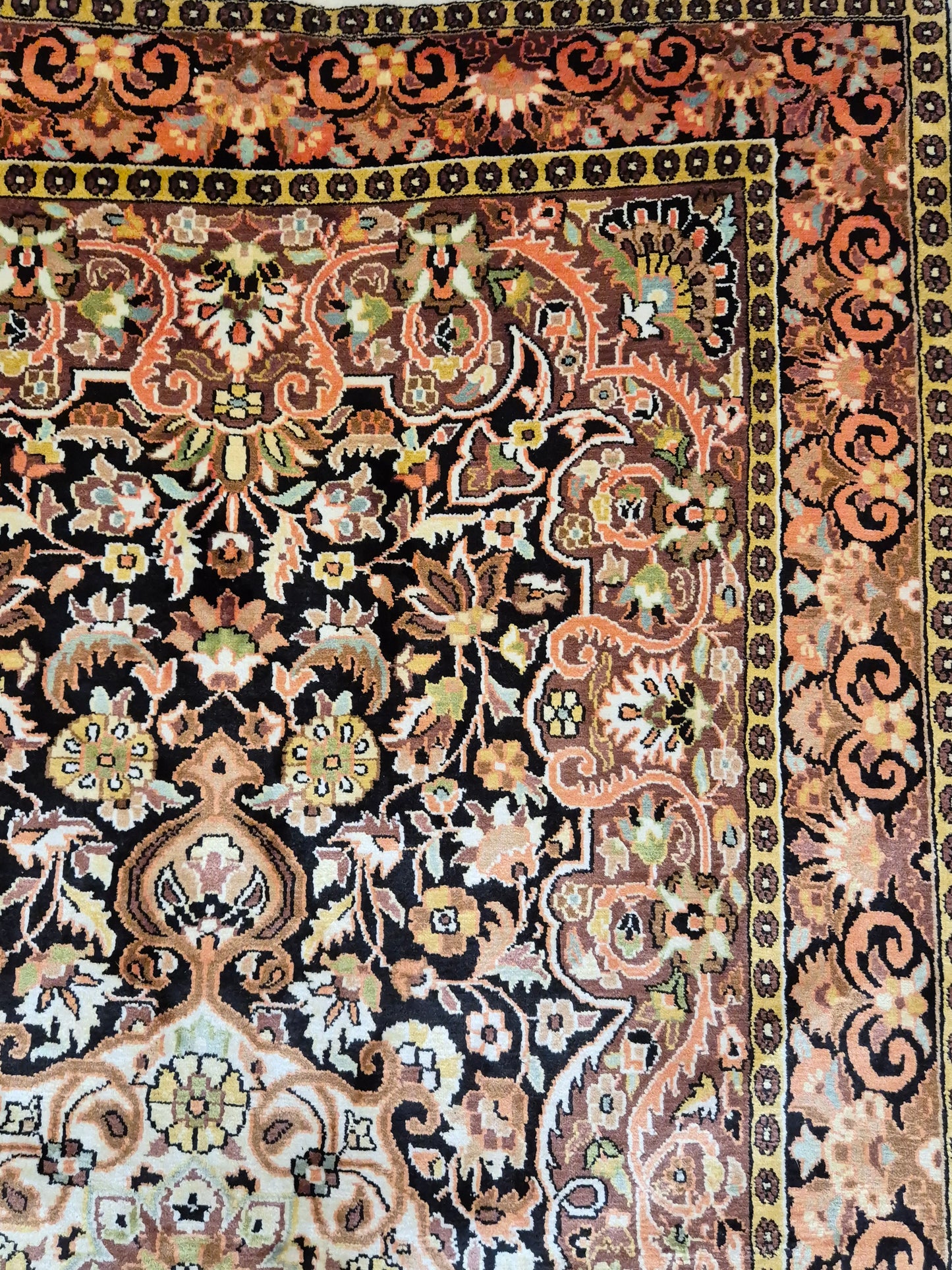 Kashmir Teppich Seide Medaillon feine Knüpfung