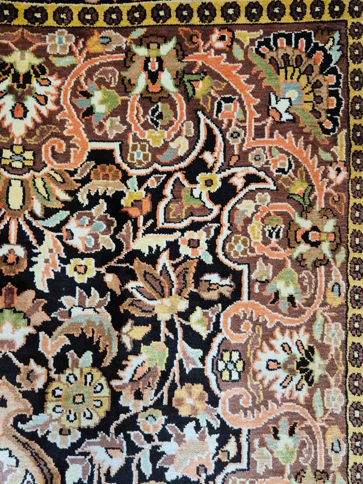 Kashmir Teppich Seide Medaillon feine Knüpfung