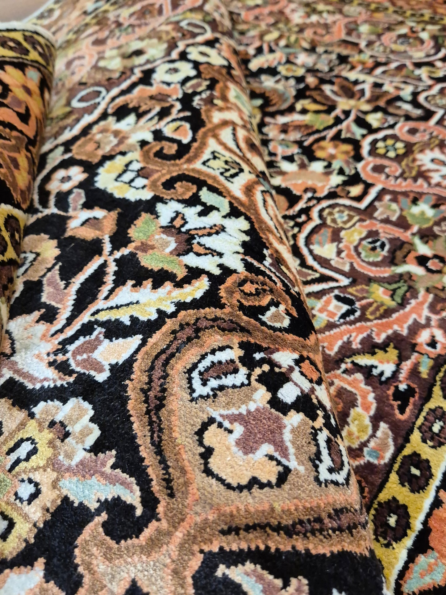 Kashmir Teppich Seide Medaillon feine Knüpfung