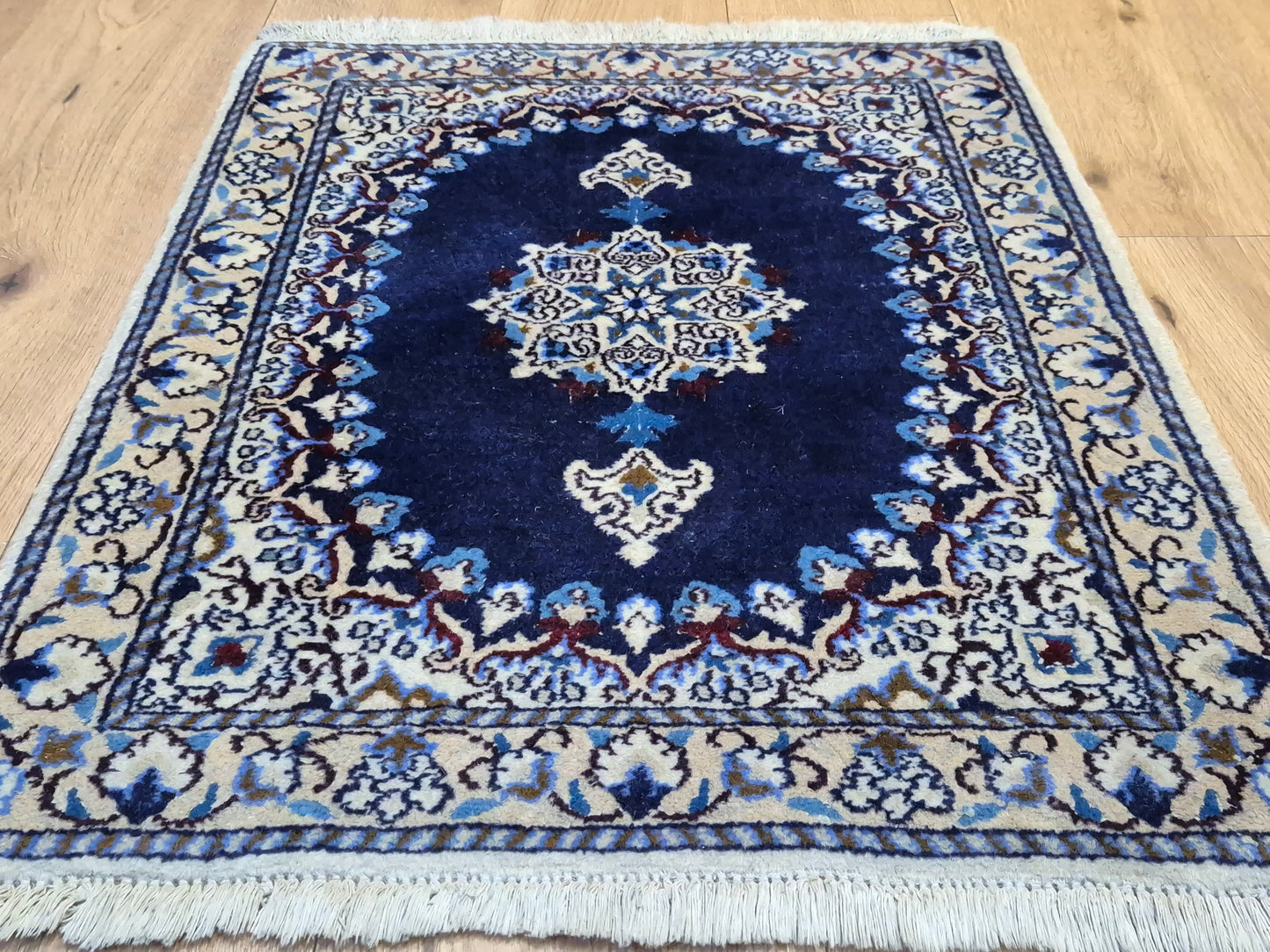 Nain Teppich Wolle mit Seide Medaillon klassische Knüpfung