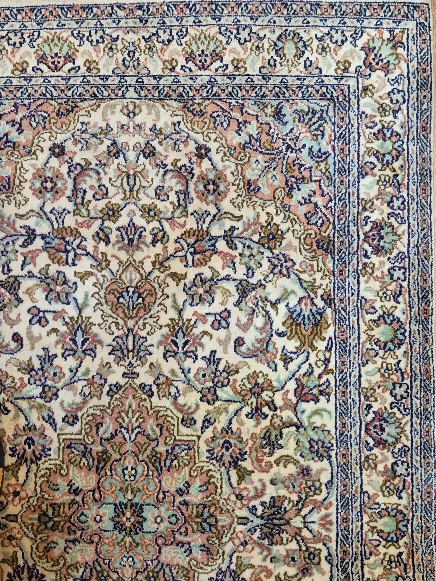 Kashmir Teppich Reine Seide Medaillon florale Musterung