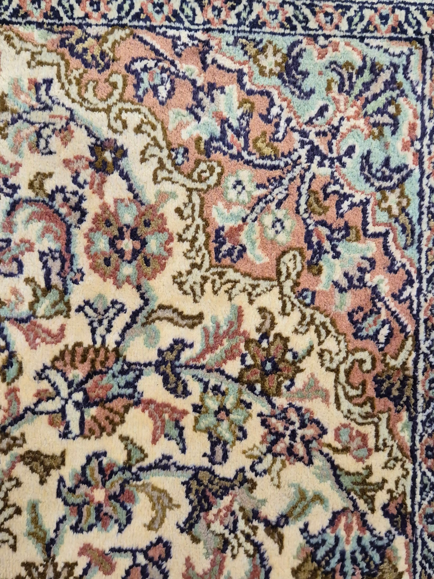 Kashmir Teppich Reine Seide Medaillon florale Musterung