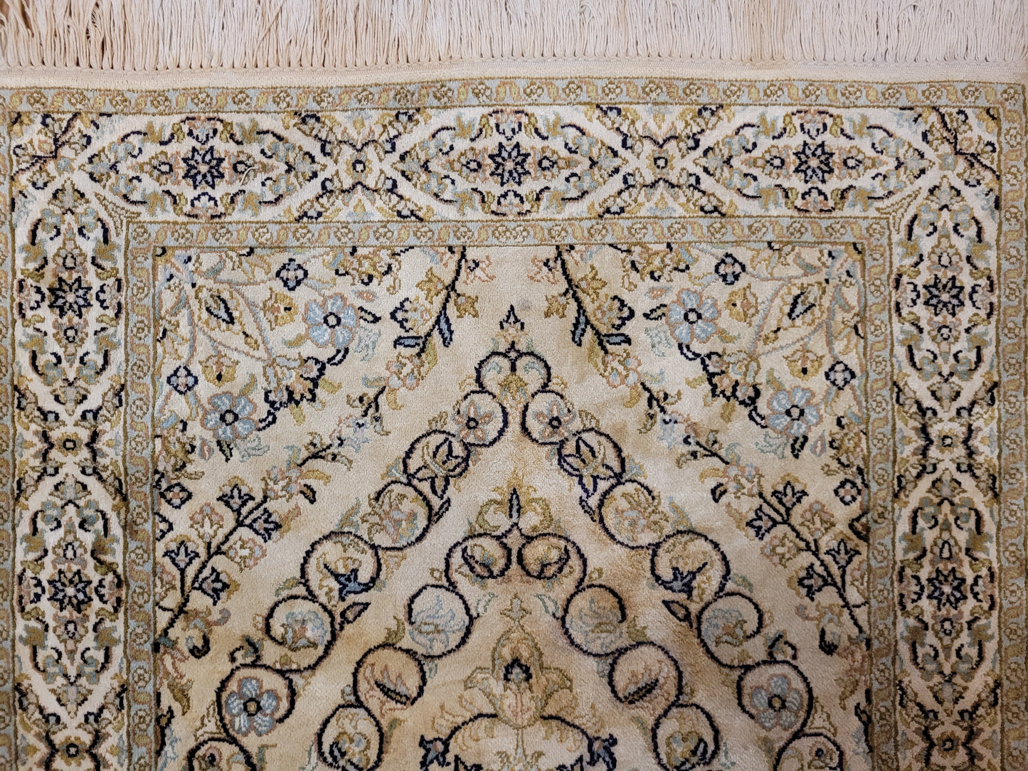 Ghom Teppich Seide Medaillon feine Knüpfung