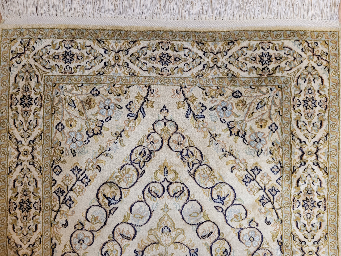 Ghom Teppich Seide Medaillon feine Knüpfung