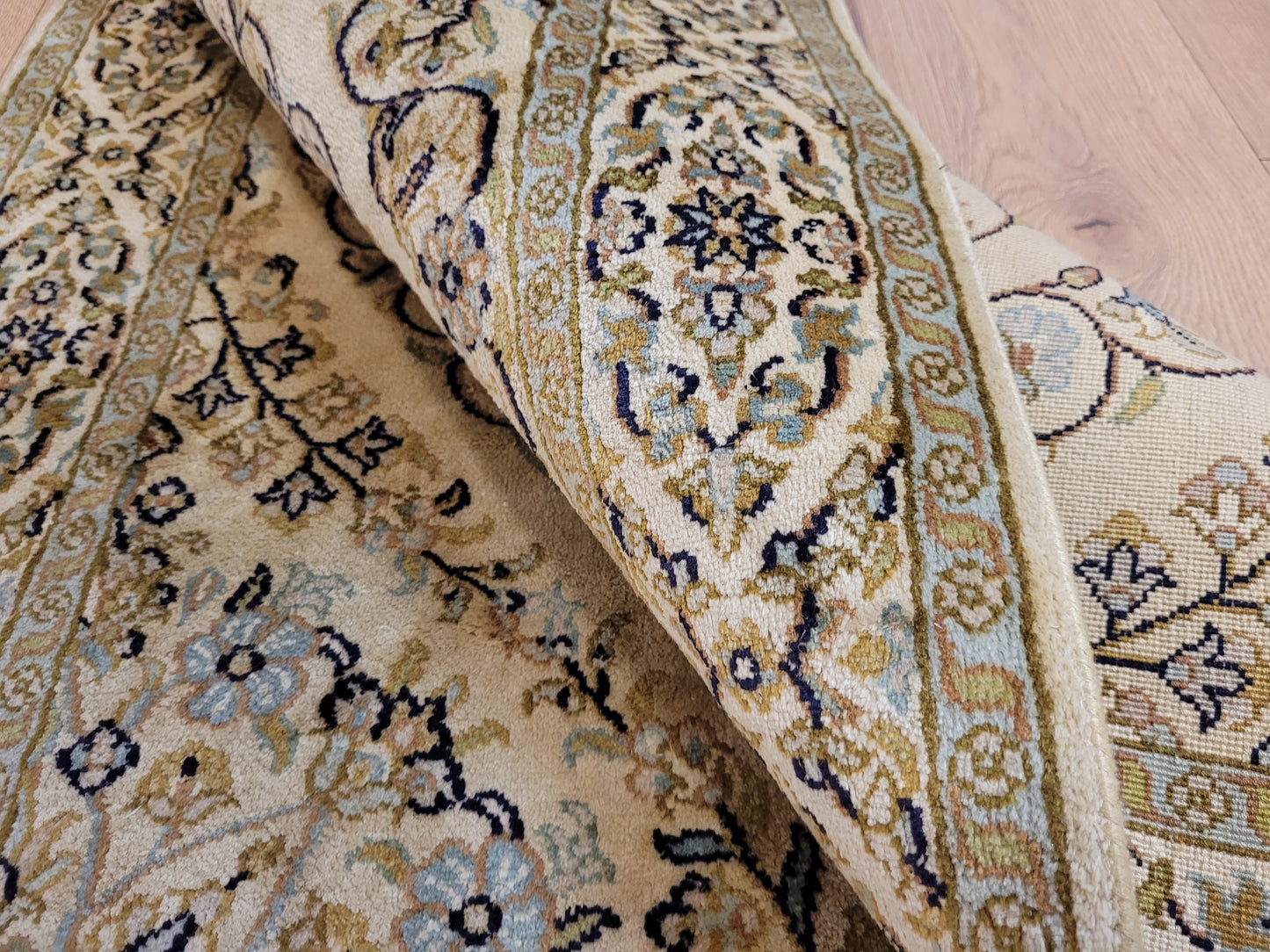 Ghom Teppich Seide Medaillon feine Knüpfung